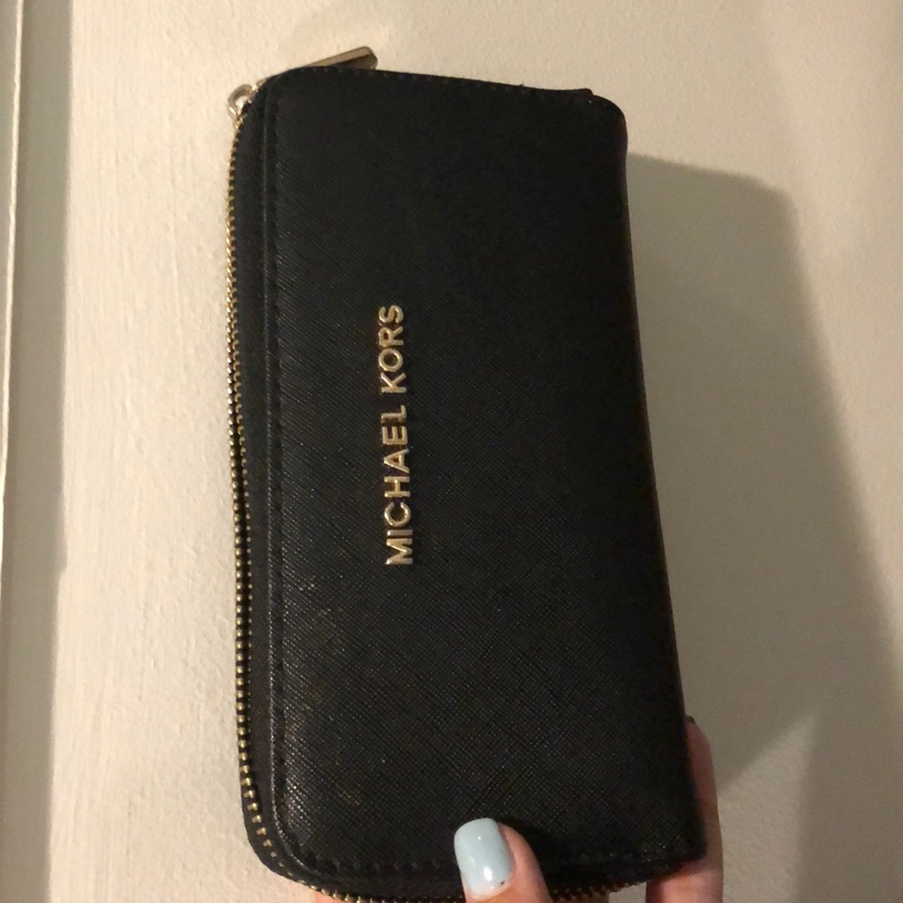 Michael Kors wallet